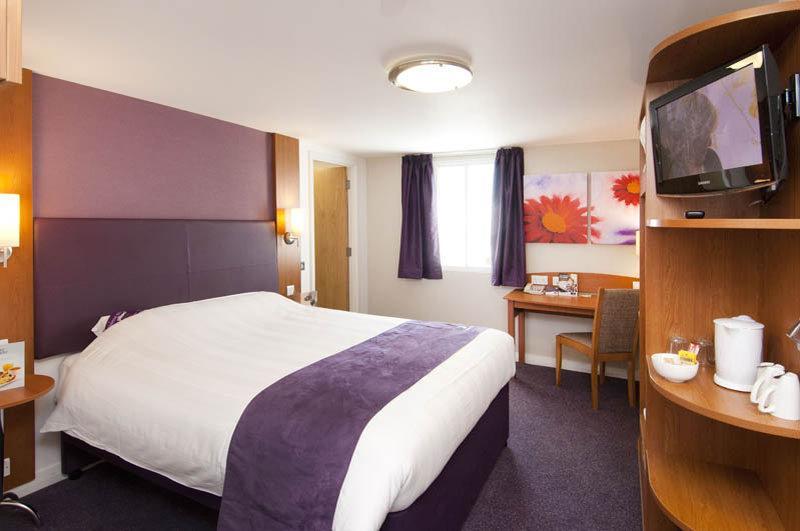 Premier Inn London Ilford Kültér fotó