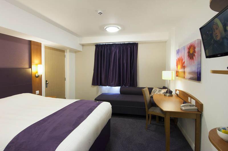 Premier Inn London Ilford Kültér fotó