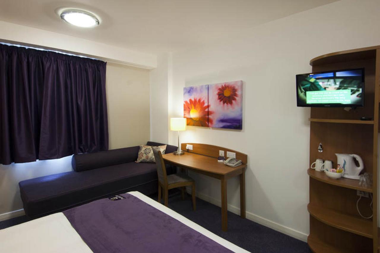 Premier Inn London Ilford Kültér fotó