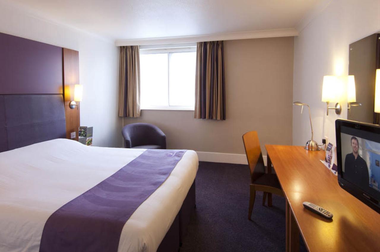 Premier Inn London Ilford Szoba fotó