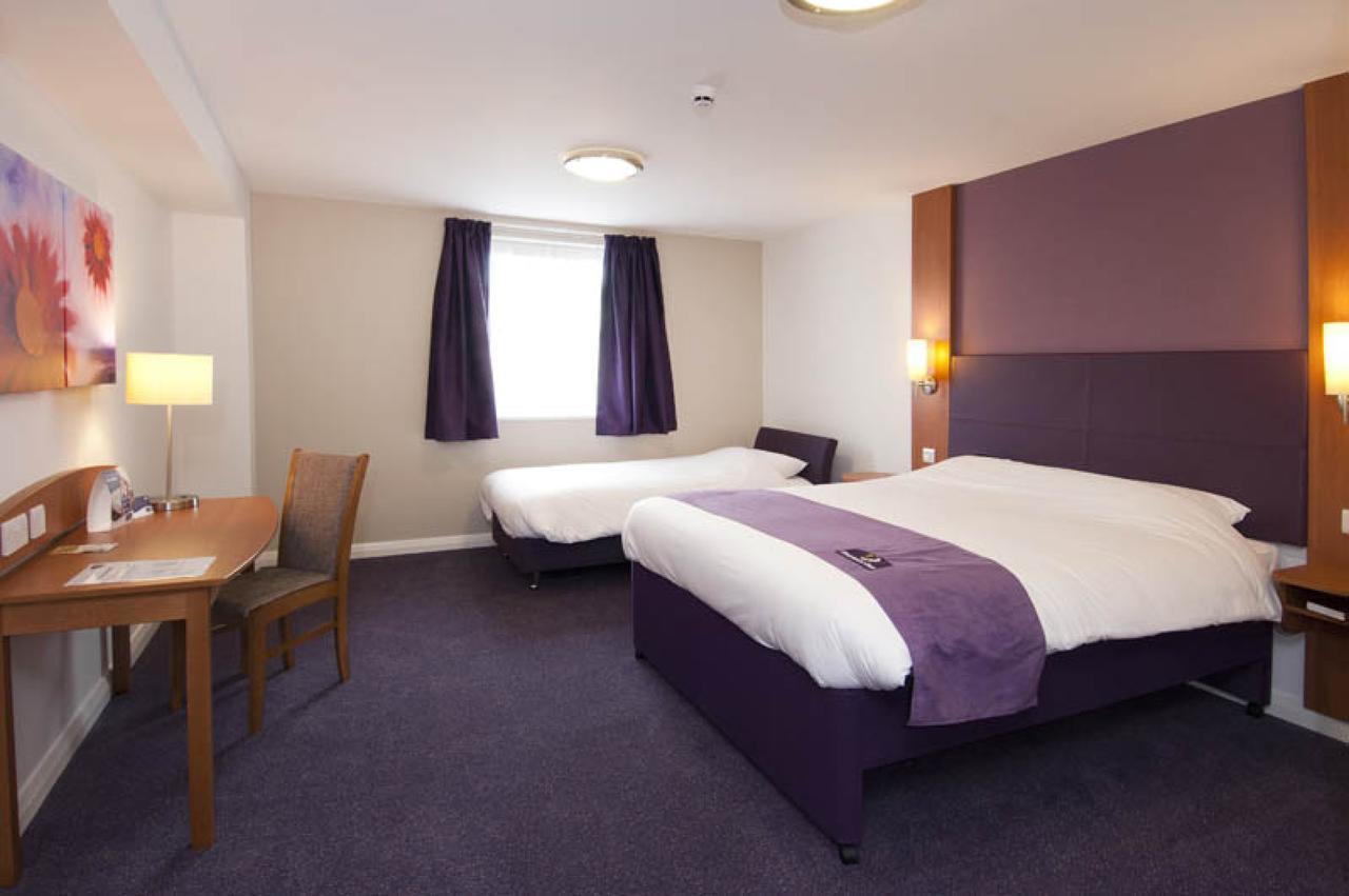 Premier Inn London Ilford Szoba fotó