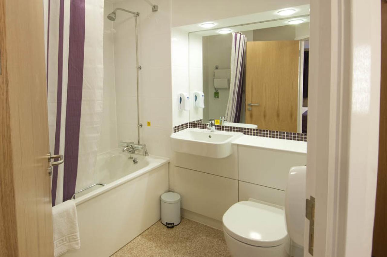 Premier Inn London Ilford Szoba fotó