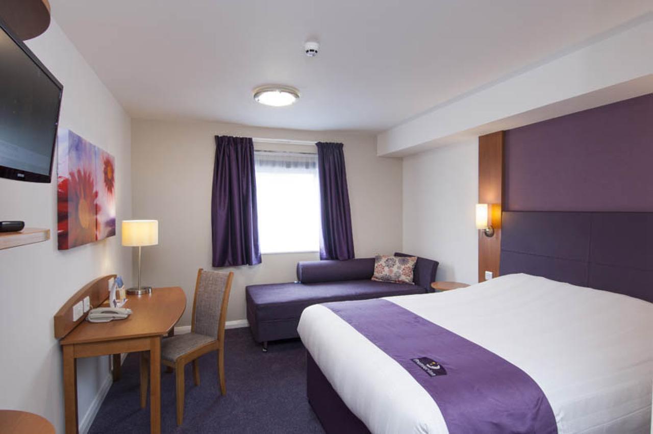 Premier Inn London Ilford Szoba fotó